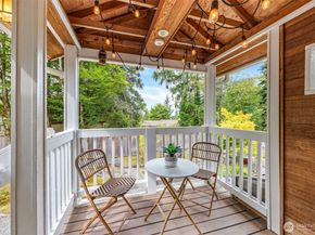 17829 149th Avenue NE, Woodinville WA 98072