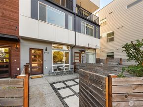 5910 Fauntleroy Way SW, Seattle WA 98136
