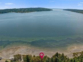 24186 Vashon Highway SW, Vashon WA 98070