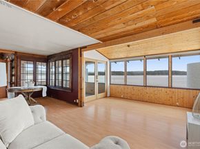 24186 Vashon Highway SW, Vashon WA 98070