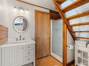 24186 Vashon Highway SW, Vashon WA 98070