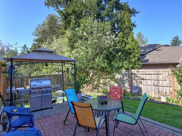 18201 154th Place SE, Renton WA 98058