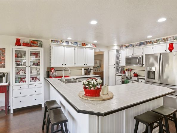 18201 154th Place SE, Renton WA 98058