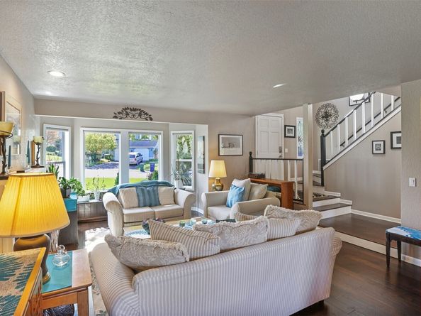 18201 154th Place SE, Renton WA 98058