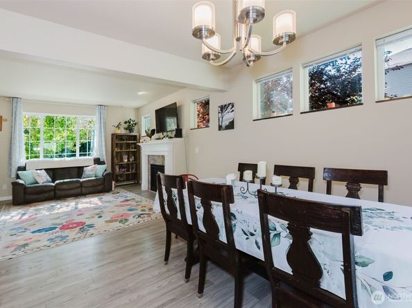 3707 SE Chesterton Drive, Port Orchard WA 98366