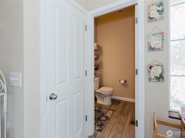 3707 SE Chesterton Drive, Port Orchard WA 98366