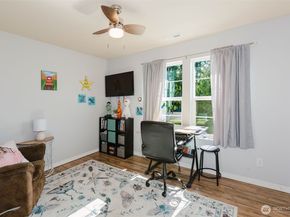 3707 SE Chesterton Drive, Port Orchard WA 98366