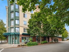 11004 NE 11th Street 404, Bellevue WA 98004