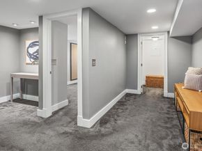 1940 Edgemont Place W, Seattle WA 98199