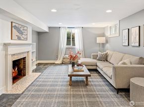 1940 Edgemont Place W, Seattle WA 98199
