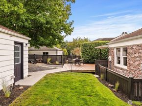 1940 Edgemont Place W, Seattle WA 98199