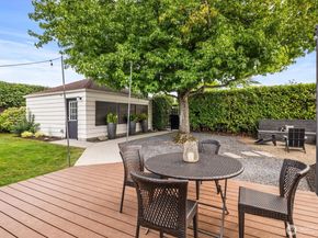 1940 Edgemont Place W, Seattle WA 98199