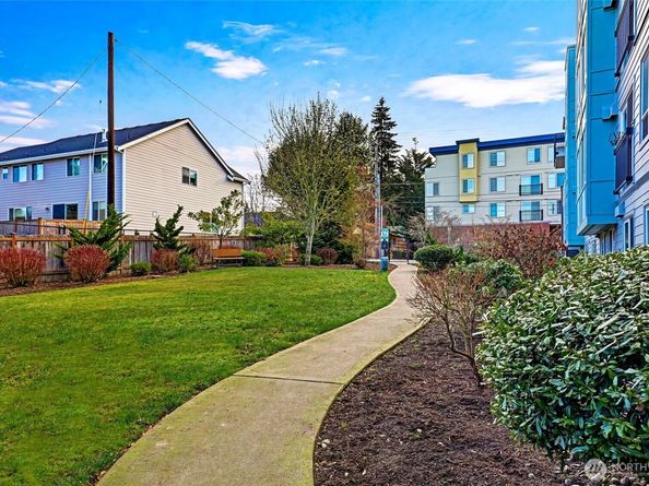 424 N 85th St 411, Seattle WA 98103