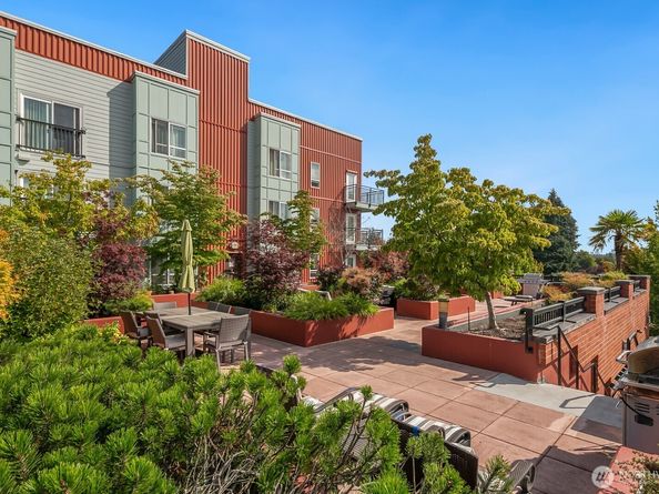 424 N 85th St 411, Seattle WA 98103