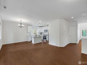2004 139th Place SW, Lynnwood WA 98087