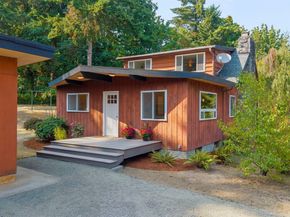 717 Twin View Place W, Bremerton WA 98312
