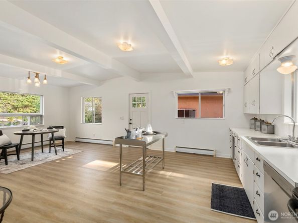717 Twin View Place W, Bremerton WA 98312
