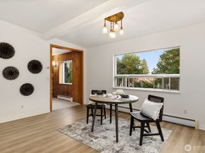 717 Twin View Place W, Bremerton WA 98312