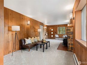717 Twin View Place W, Bremerton WA 98312