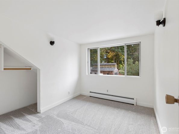 717 Twin View Place W, Bremerton WA 98312