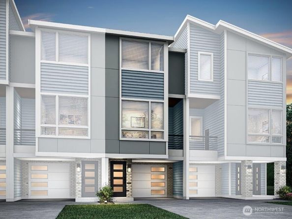 12806 66th Avenue S, Seattle WA 98178