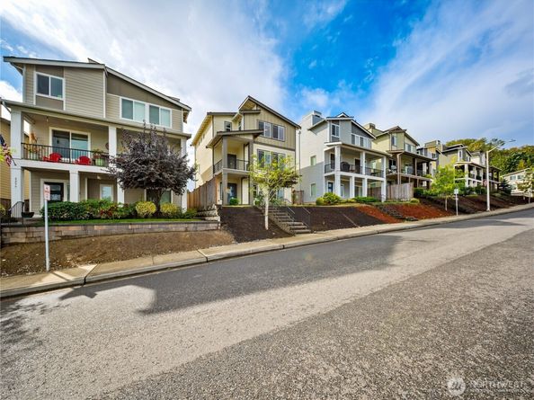 8253 S 118th Street, Seattle WA 98178