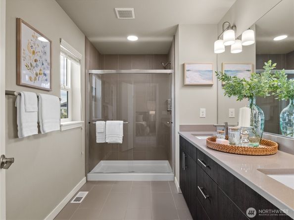 8253 S 118th Street, Seattle WA 98178