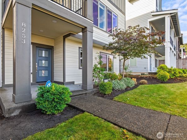 8253 S 118th Street, Seattle WA 98178