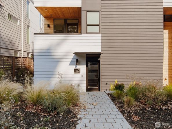 126 W Florentia Street D, Seattle WA 98119