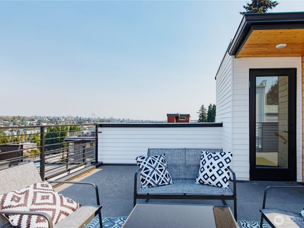 126 W Florentia Street D, Seattle WA 98119