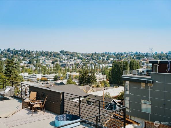 126 W Florentia Street D, Seattle WA 98119