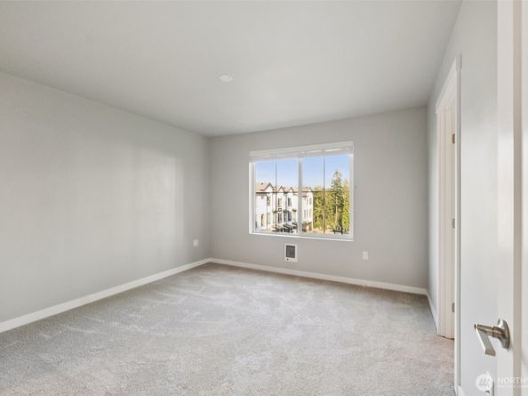 2014 101st Avenue SE 1, Lake Stevens WA 98258