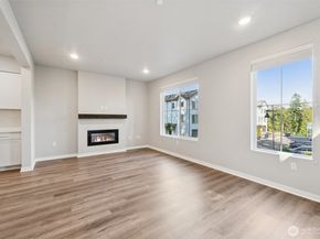 2014 101st Avenue SE 1, Lake Stevens WA 98258