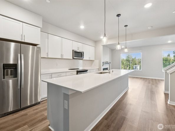 2014 101st Avenue SE 1, Lake Stevens WA 98258