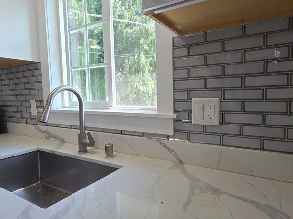 12053 70 Avenue S, Seattle WA 98178