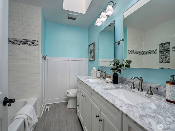 16602 SE 57th Place, Bellevue WA 98006