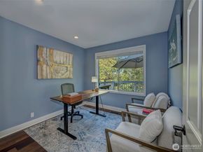 16602 SE 57th Place, Bellevue WA 98006