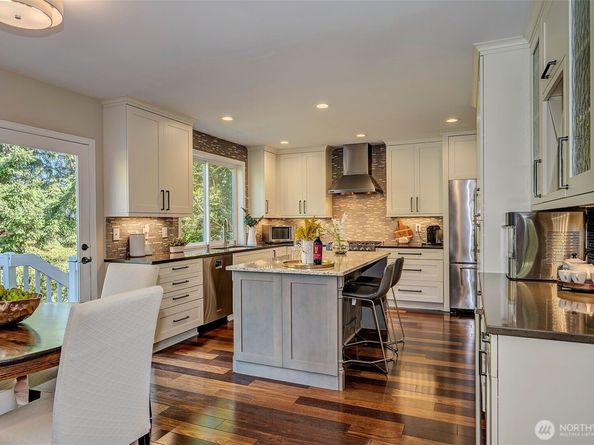 16602 SE 57th Place, Bellevue WA 98006