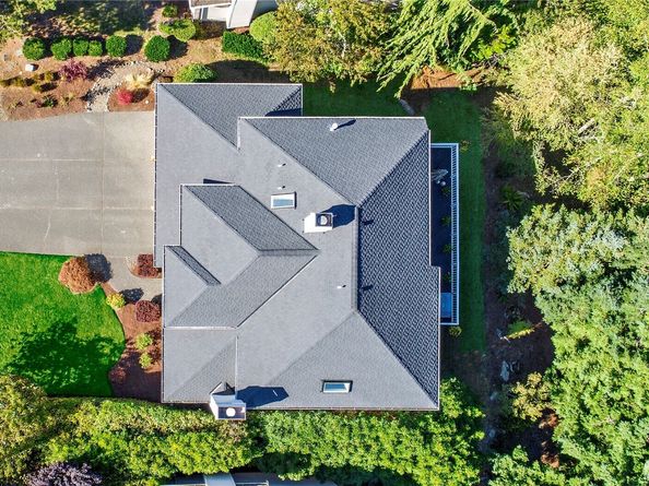 16602 SE 57th Place, Bellevue WA 98006