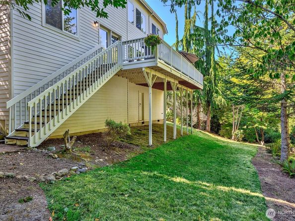 16602 SE 57th Place, Bellevue WA 98006