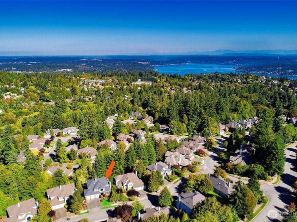 16602 SE 57th Place, Bellevue WA 98006