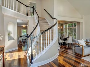 16602 SE 57th Place, Bellevue WA 98006