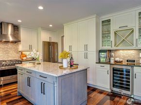 16602 SE 57th Place, Bellevue WA 98006