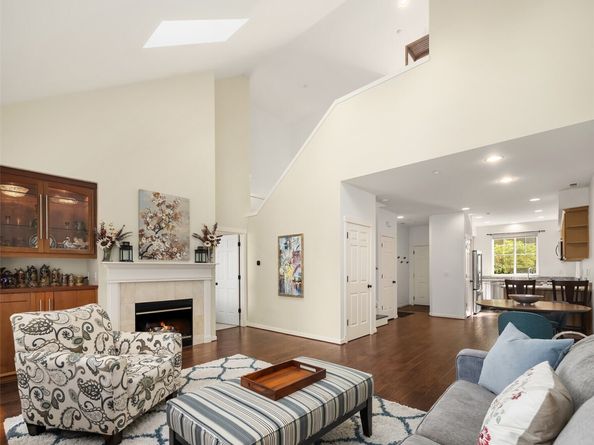15410 135th Place NE 32C, Woodinville WA 98072