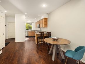 15410 135th Place NE 32C, Woodinville WA 98072