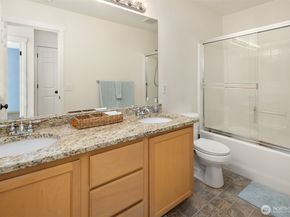 15410 135th Place NE 32C, Woodinville WA 98072