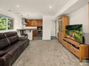 15410 135th Place NE 32C, Woodinville WA 98072