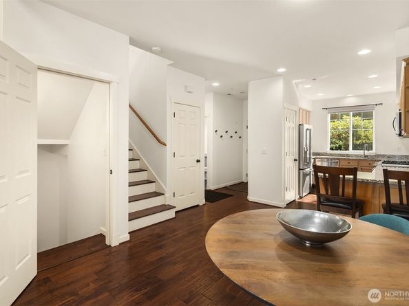 15410 135th Place NE 32C, Woodinville WA 98072