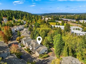 15410 135th Place NE 32C, Woodinville WA 98072