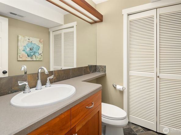 15410 135th Place NE 32C, Woodinville WA 98072